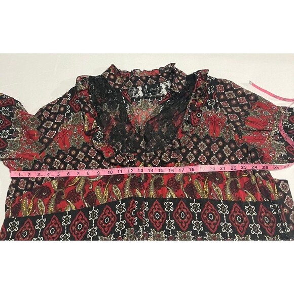 New Directions Women's 3X Spanish Goth Floral Boho Peasant Top Red Black Lace - Picture 8 of 8